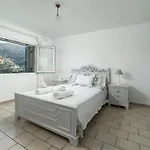 Apartment Victoria's Summerhouse Ándros